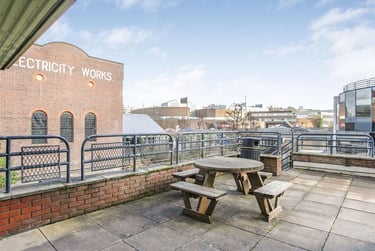 1 bed studio, Bridge Street, City Centre, Guildford, GU14SB - Image 10